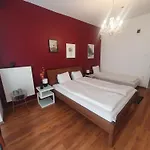 Brixton & Appartamento Budapest