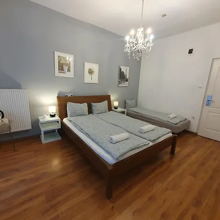Elegancia Apartment Budapest