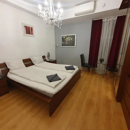 Elegancia Apartment Budapest