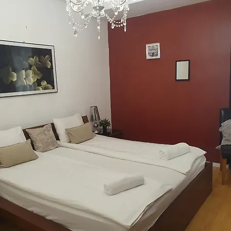 Brixton & * Budapeşte